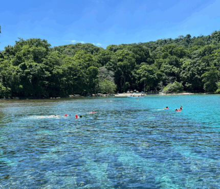 BEACH DAY + SNORKELING